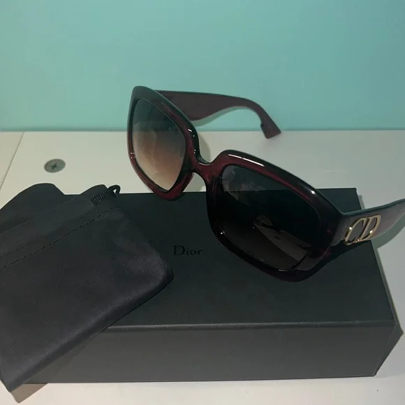 Dior | Accessories | Brand New Christian Dior Burgundygold  display picture 1